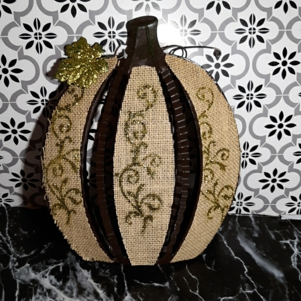 Metal burlap farmhouse primitive country fall deco